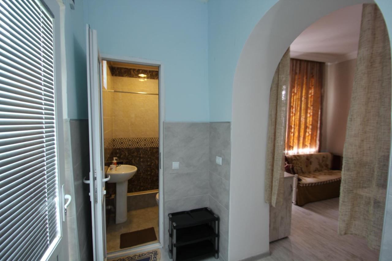 Guest House Nise Tiflis Dış mekan fotoğraf