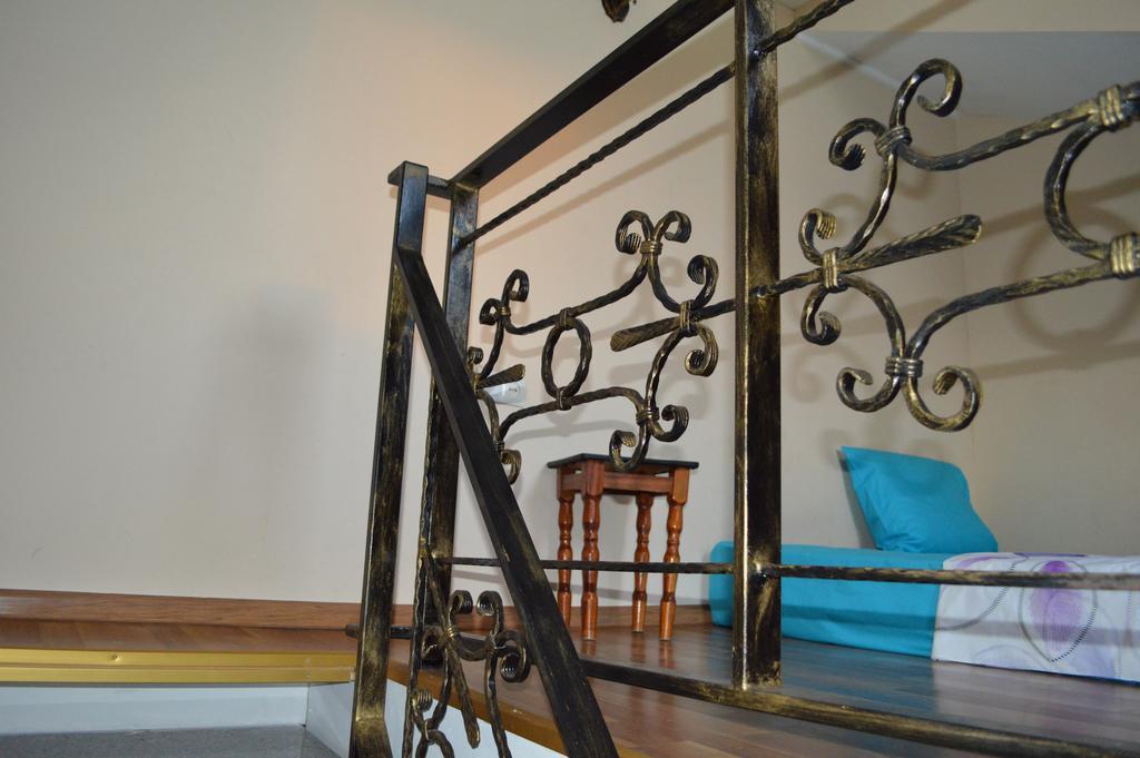 Guest House Nise Tiflis Dış mekan fotoğraf