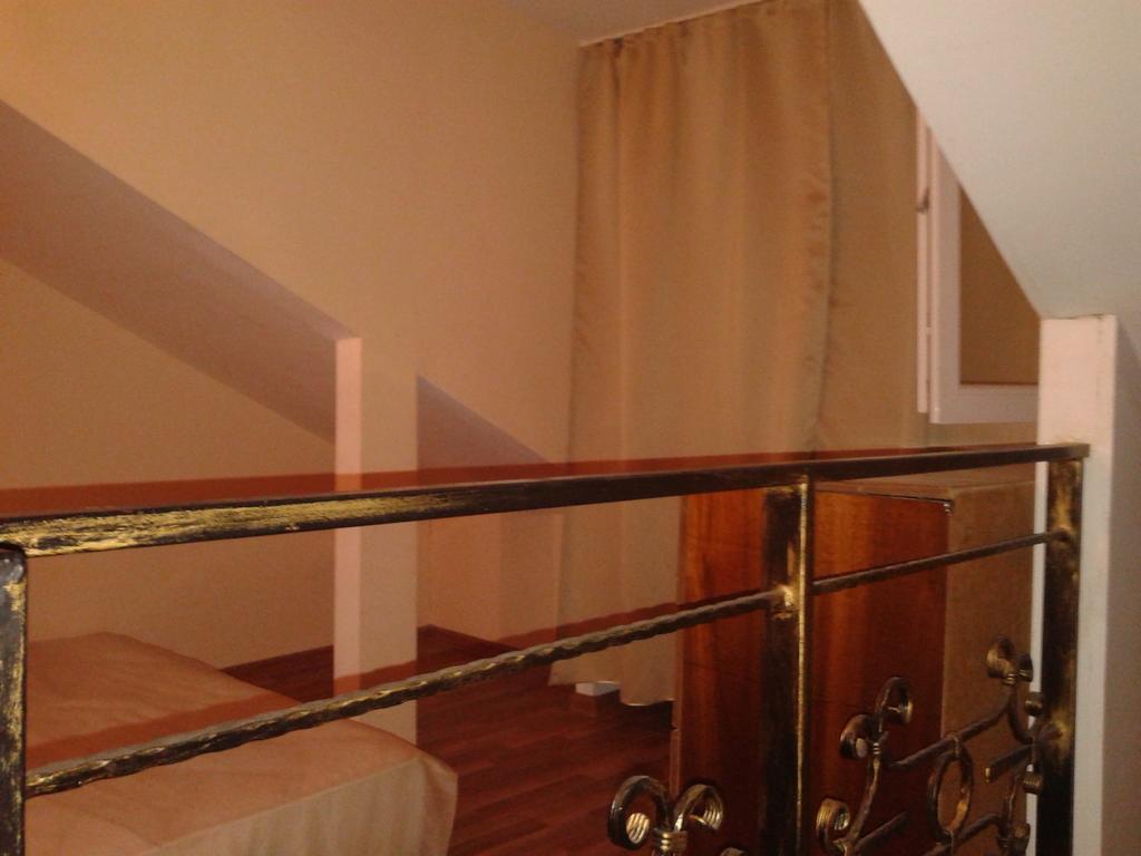 Guest House Nise Tiflis Dış mekan fotoğraf