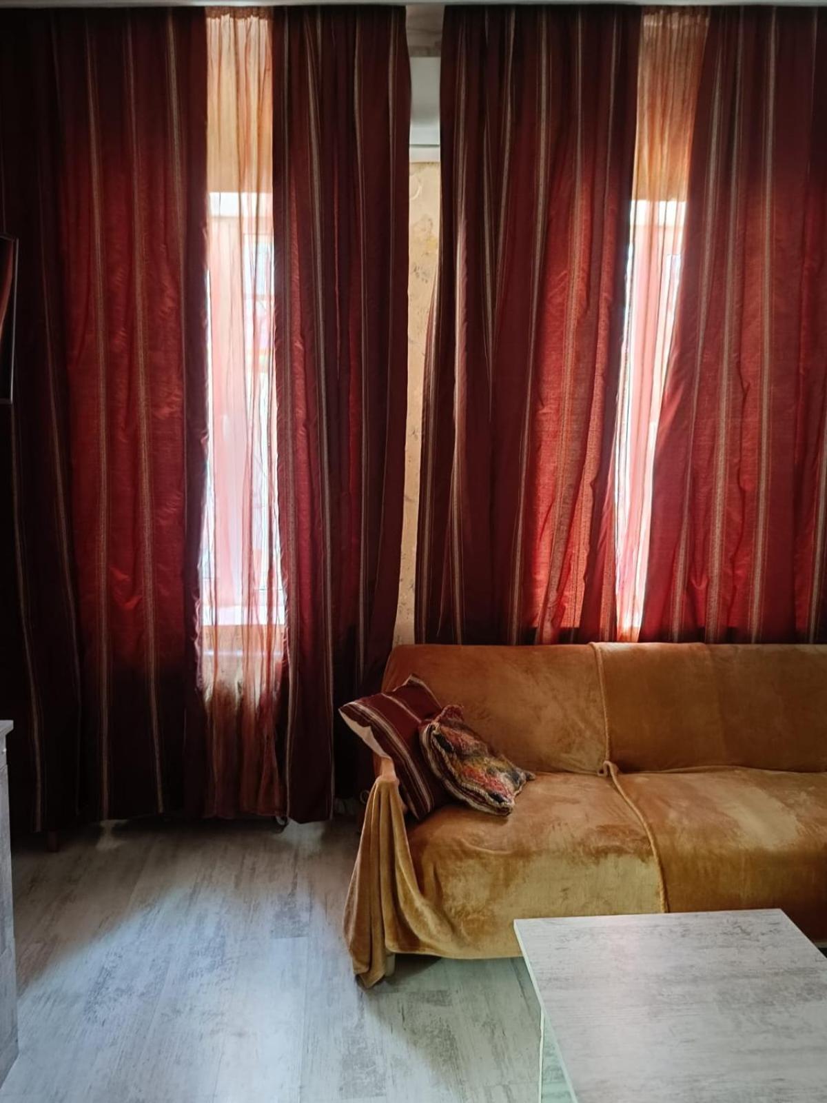 Guest House Nise Tiflis Dış mekan fotoğraf