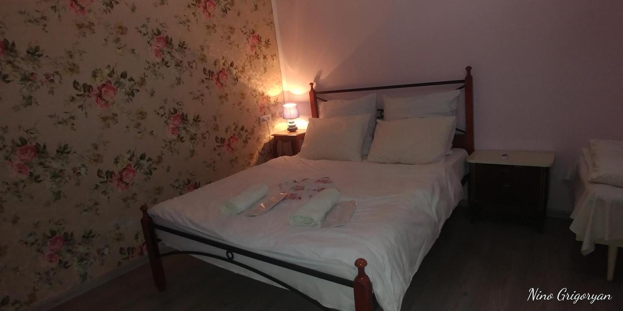 Guest House Nise Tiflis Dış mekan fotoğraf