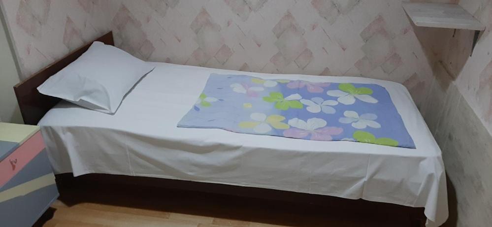 Guest House Nise Tiflis Dış mekan fotoğraf