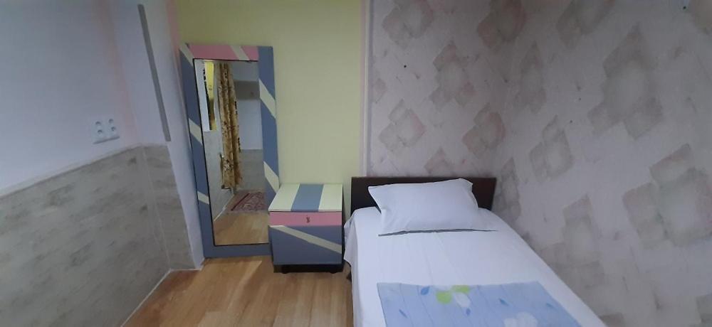 Guest House Nise Tiflis Dış mekan fotoğraf